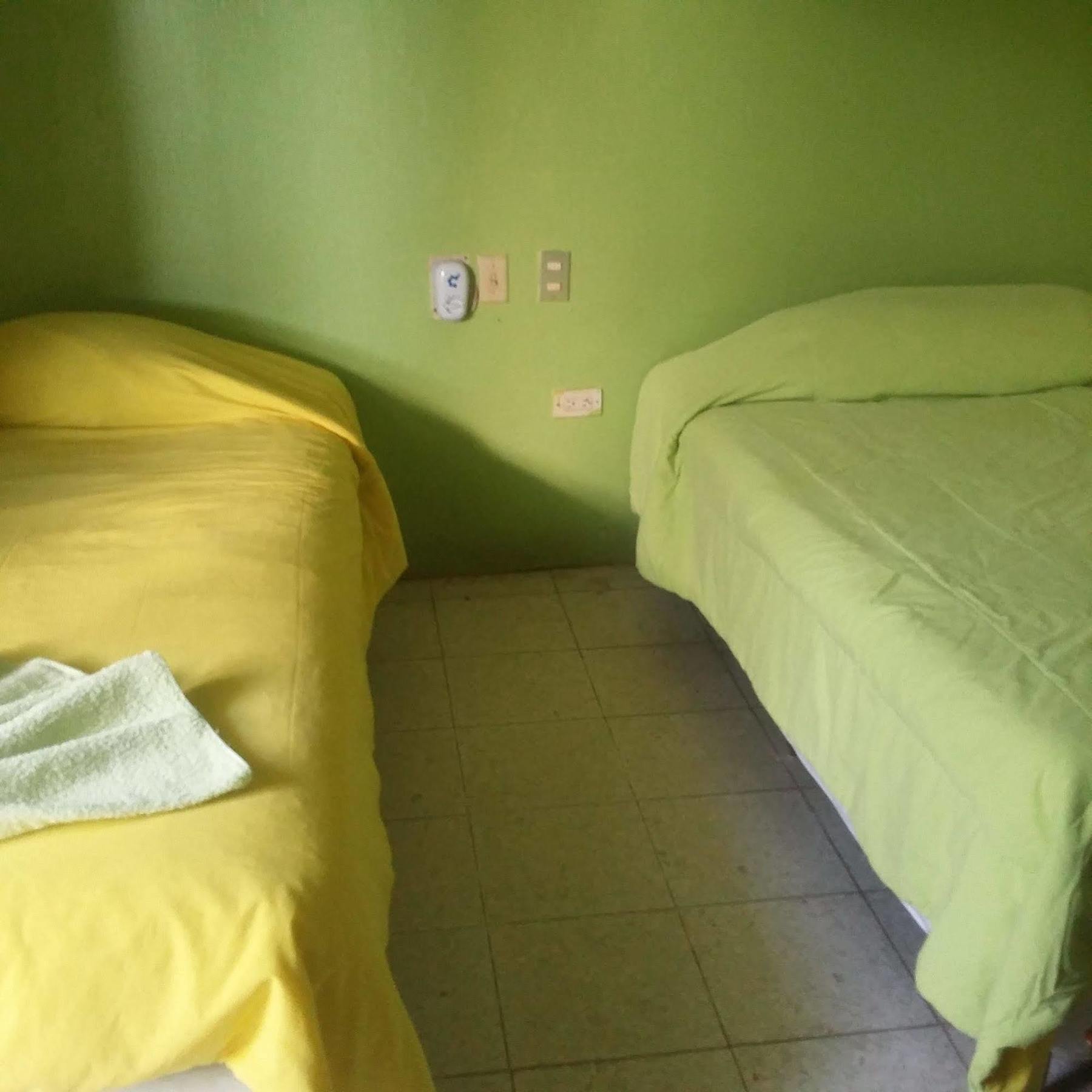 Green World Hotel Flores Exterior photo