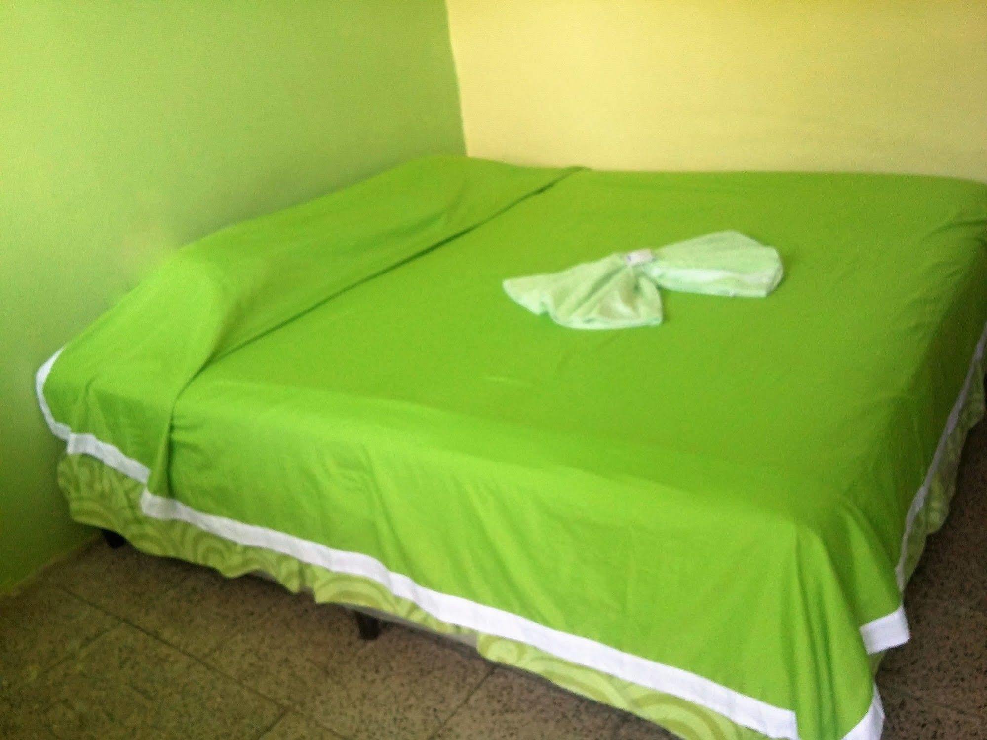 Green World Hotel Flores Exterior photo